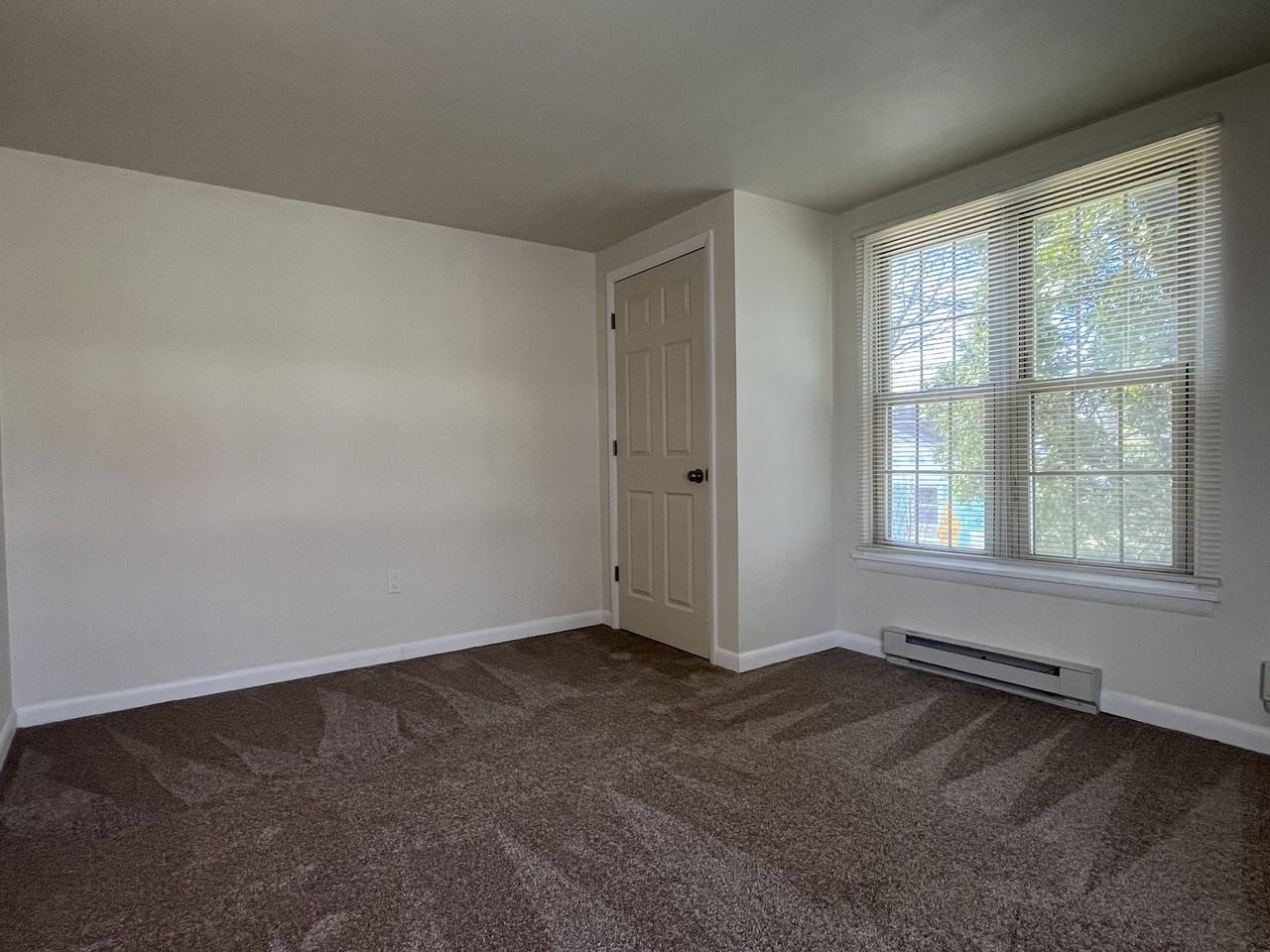 121 N York St #2 - Photo 7 of 15