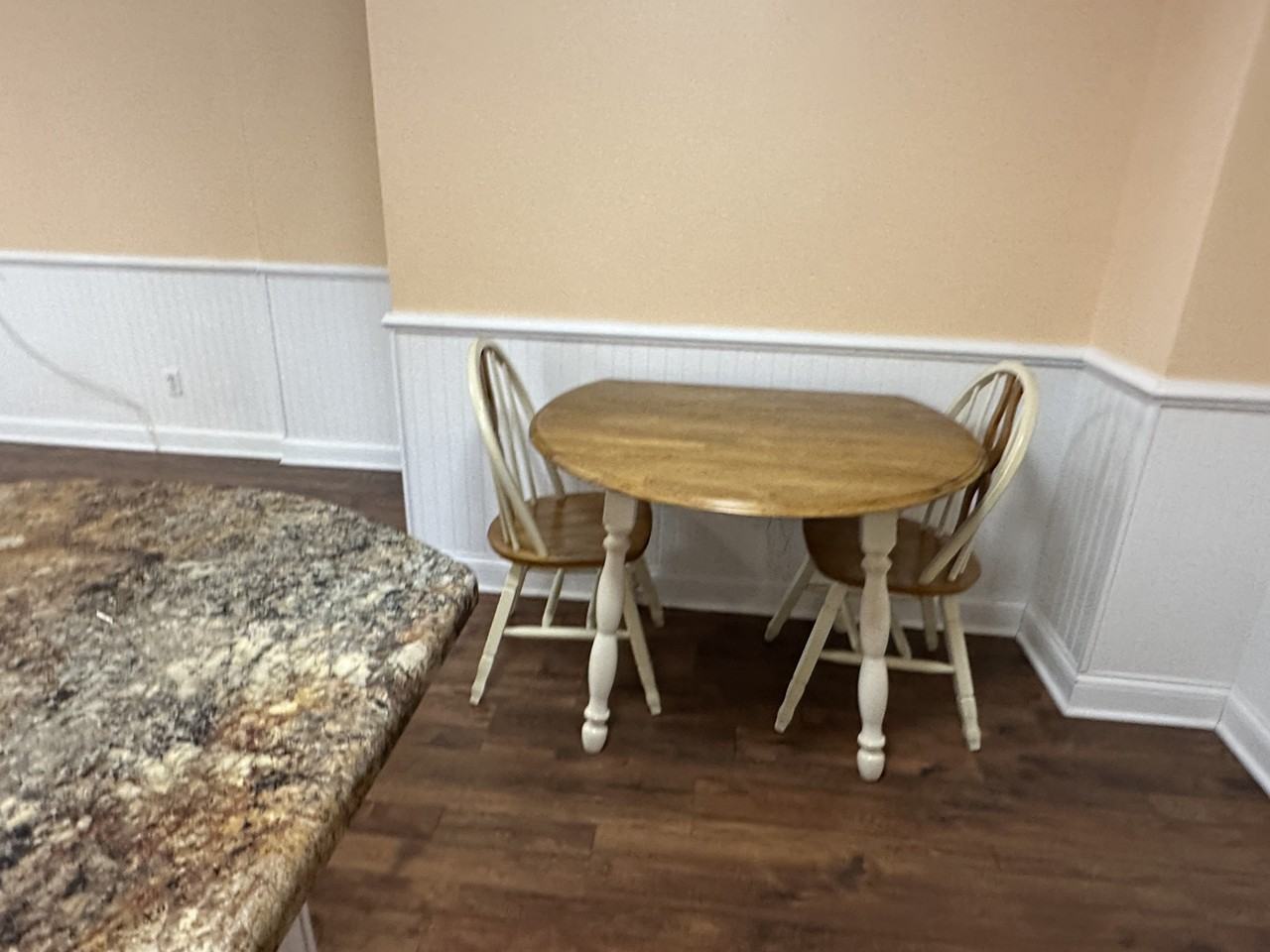 940 Lindbergh Ave #1 - Photo 6 of 32