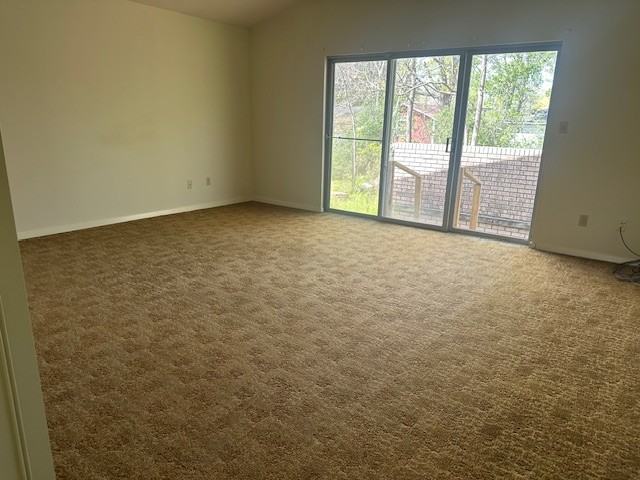 633 Harris St #1 - Photo 5 of 10