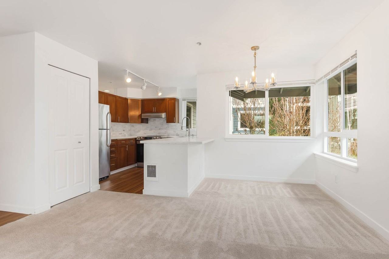 3926 243rd Pl Se - Photo 6 of 33