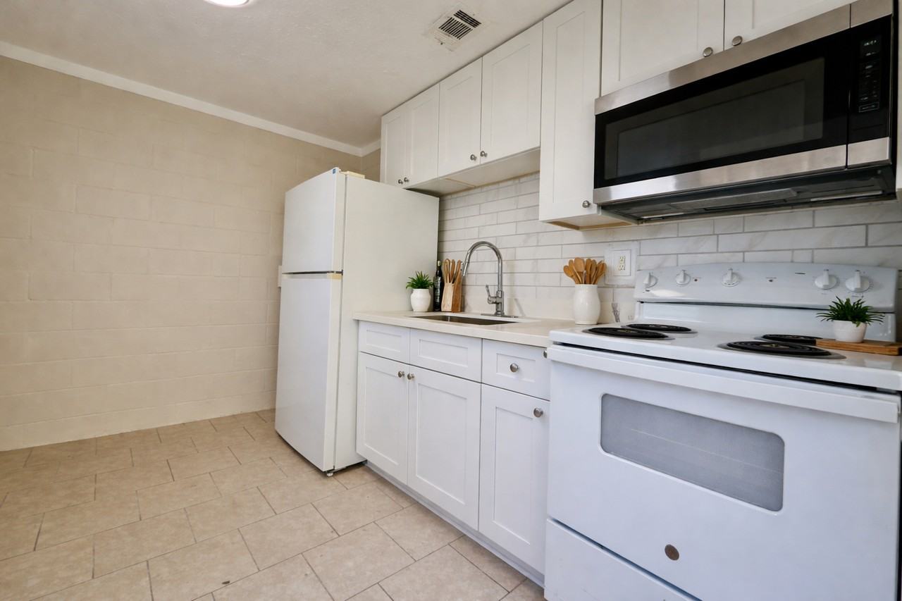 8724 Forshey St #1B - Photo 5 of 12