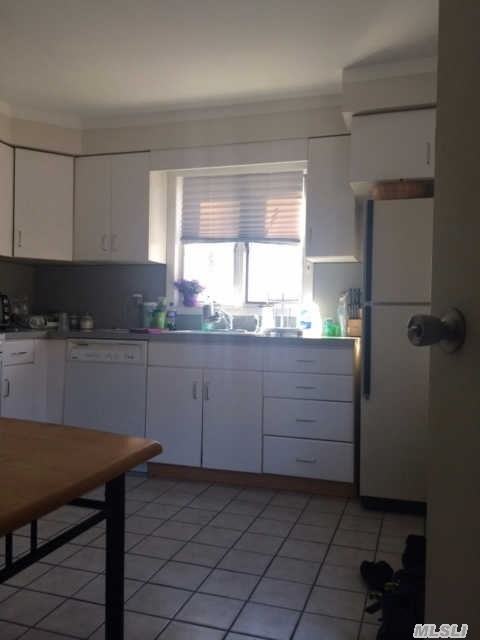 28 Hanrahan Ave - Photo 3 of 10