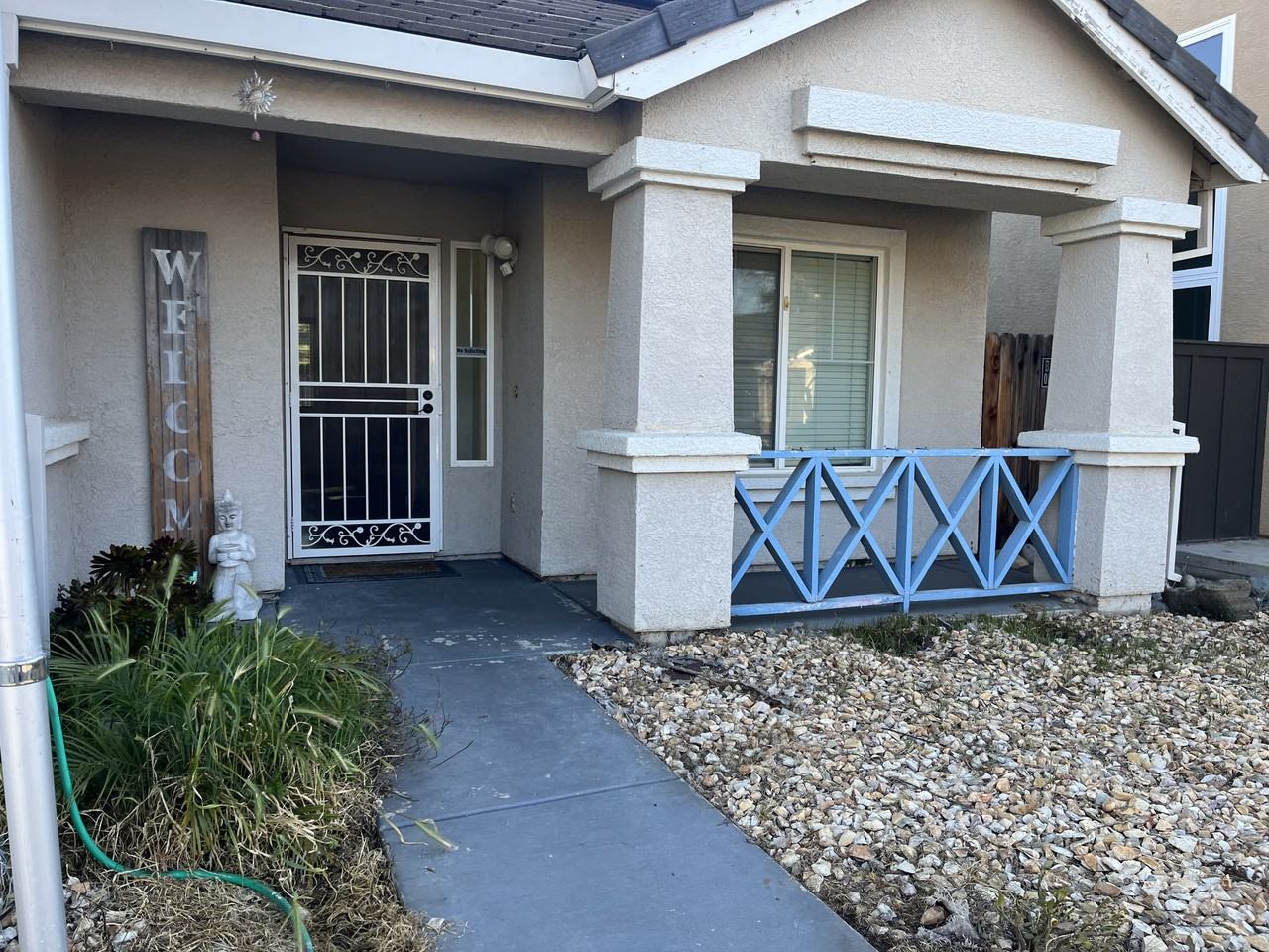 2177 Stonewater Dr #1 - Photo 4 of 28