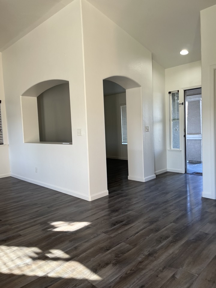 2177 Stonewater Dr #1 - Photo 7 of 28