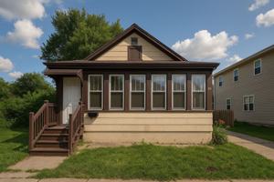 featured image of 583 Reaney Ave #1