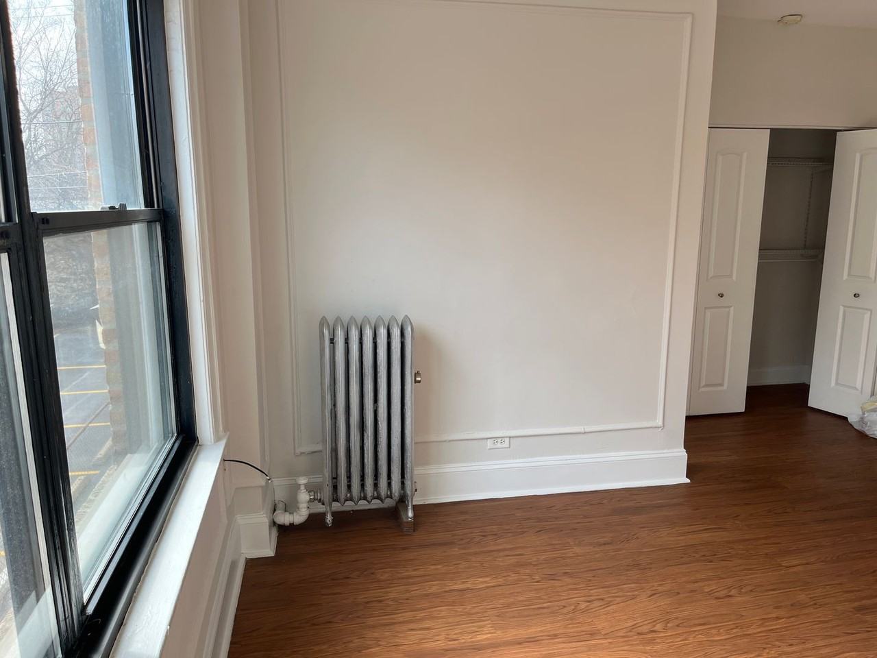 5326 S. Cornell - Photo 6 of 11