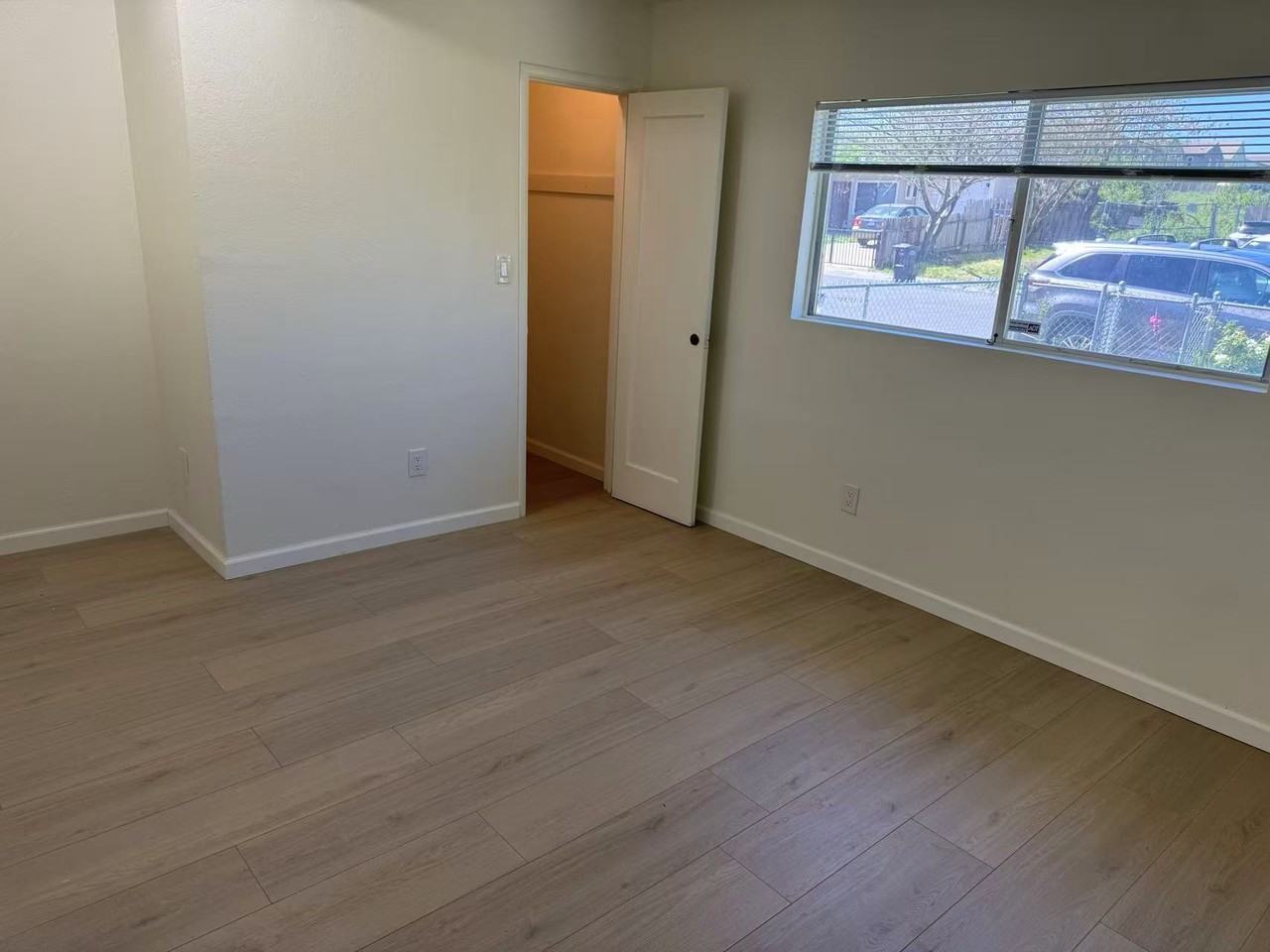 32 Wharf Dr #1 - Photo 7 of 10