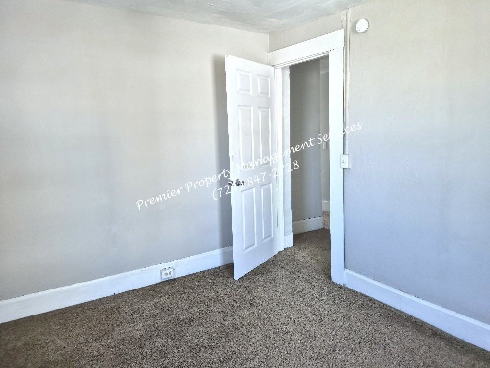 407 Morton Ave #1 - Photo 7 of 12