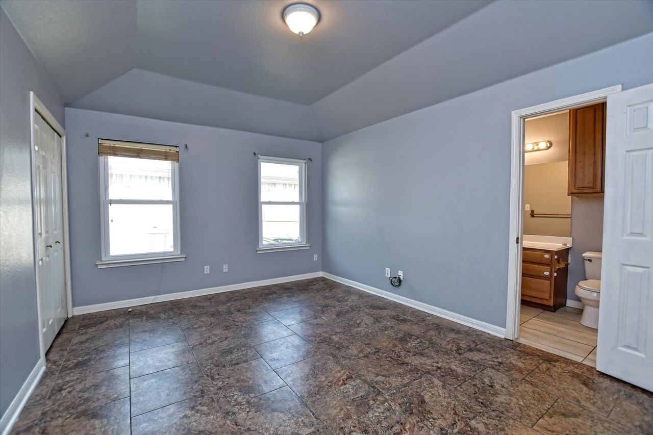 804 Sable Trail Ct - Photo 4 of 7