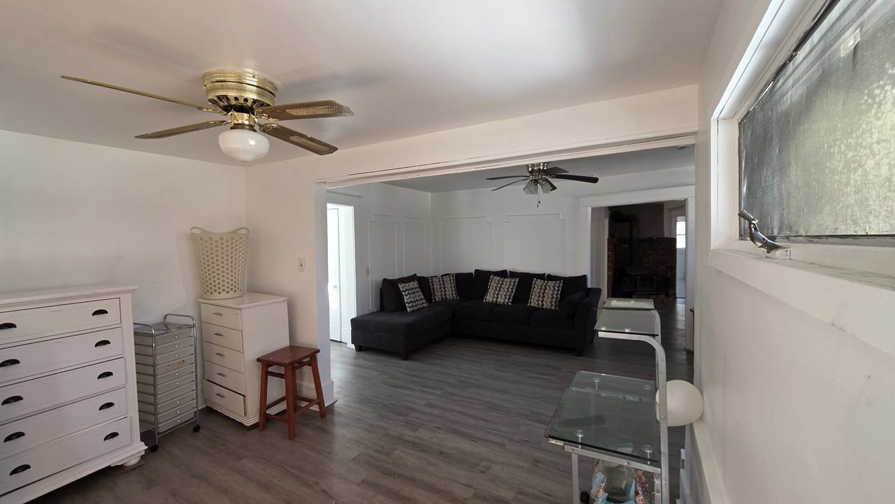 208 Glenmere Rd #1 - Photo 4 of 11