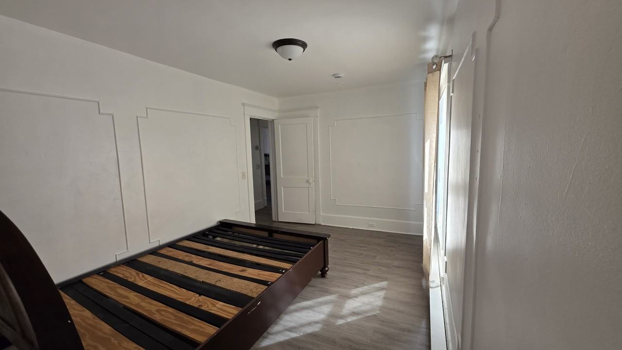 208 Glenmere Rd #1 - Photo 7 of 11