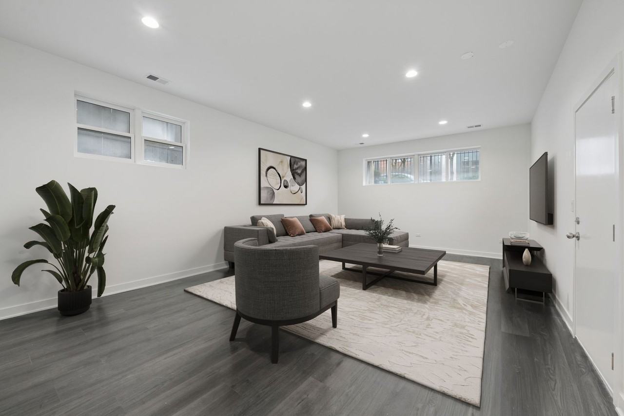 Erie/Ohio - Photo 7 of 25