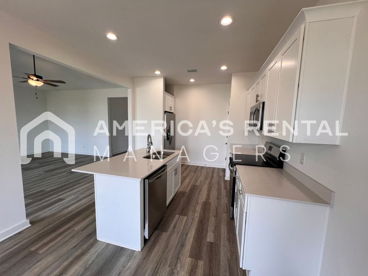 19617 19617 Amberley Road - Photo 4 of 31