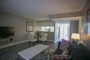 1117 W Linden St - Photo 1 of 1