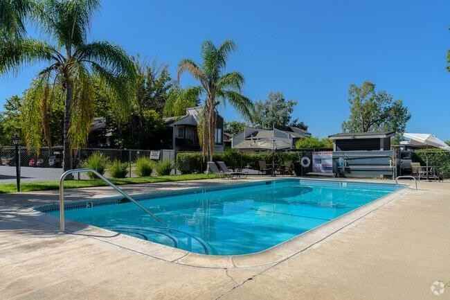 1170 E 22nd St - Photo 6 of 35