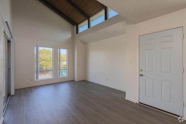 1170 E 22nd St - Photo 5 of 35