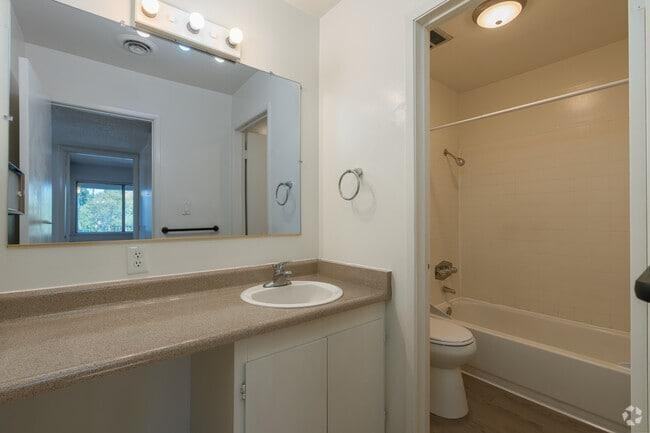 1170 E 22nd St - Photo 5 of 35