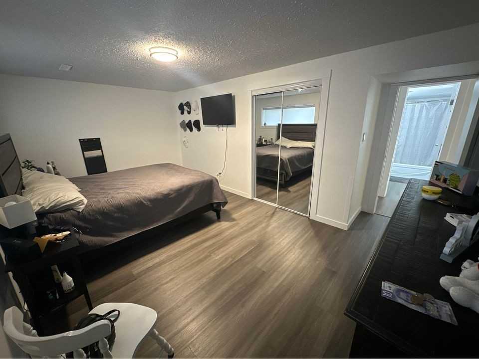 17328 85 Ave Nw #BS - Photo 2 of 10