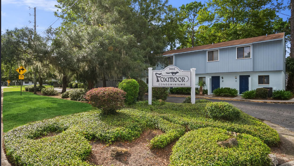 Foxmoor #4 - Photo 2 of 18