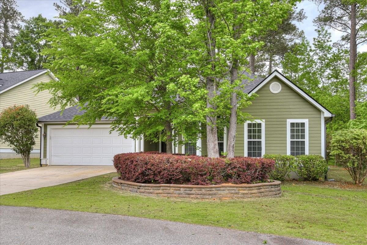 1021 Mansford Ln #1 - Photo 3 of 35