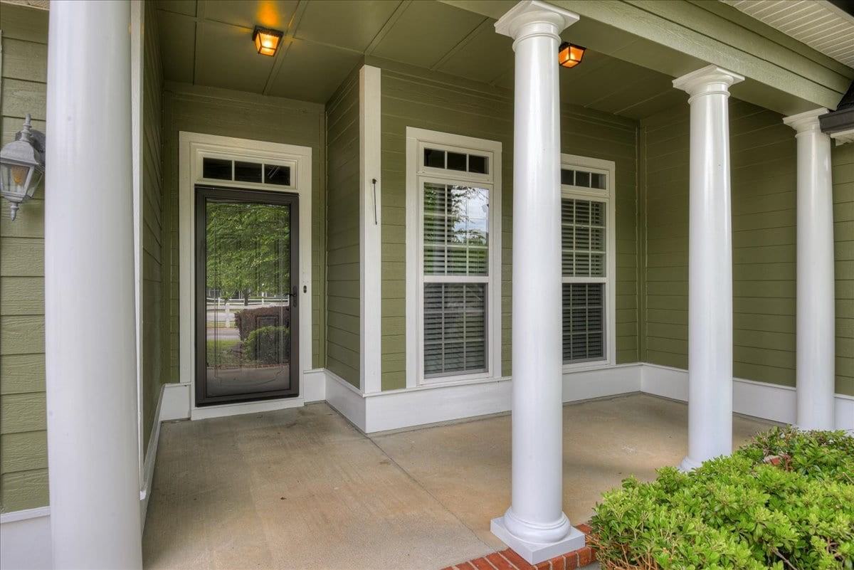 1021 Mansford Ln #1 - Photo 4 of 35