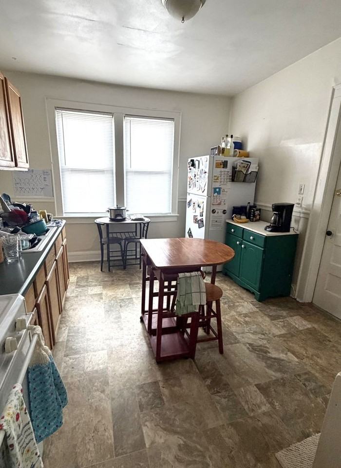 1702 E Belleview Pl - Photo 2 of 14