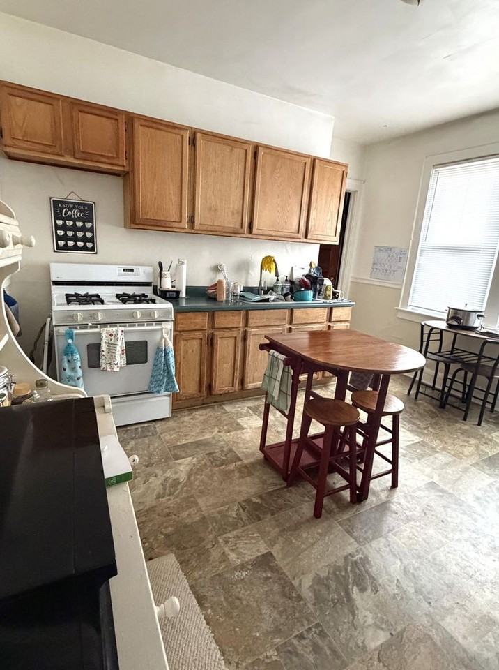 1702 E Belleview Pl - Photo 3 of 14