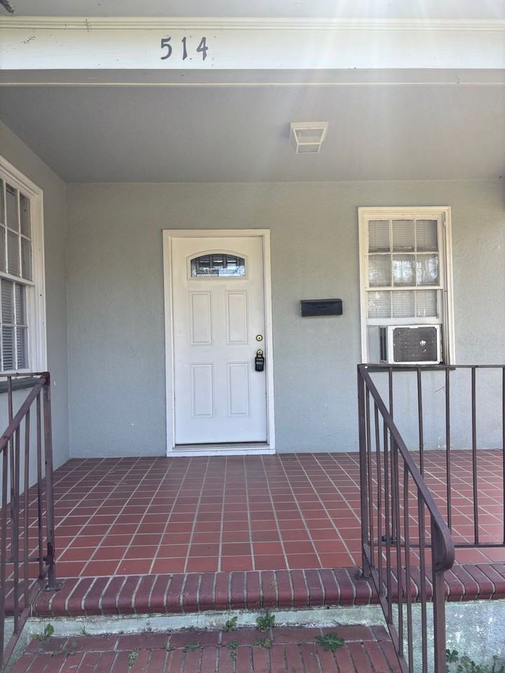 514 Beaufort Dr - Photo 2 of 22