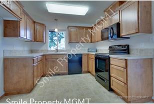 17223 Se Woodward Ct - Photo 1 of 1