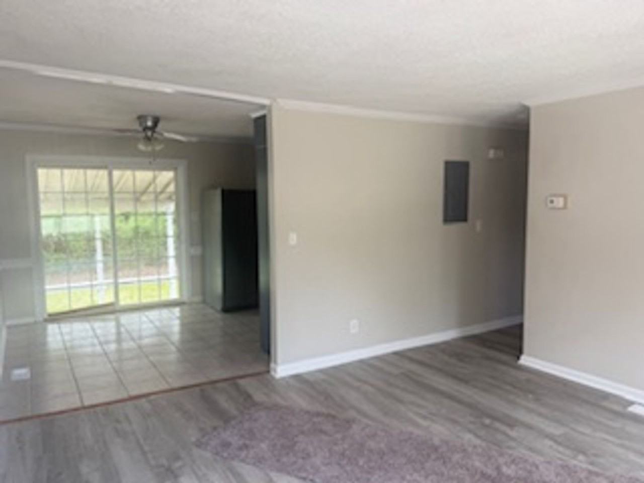 124 Wilson Ct - Photo 2 of 20