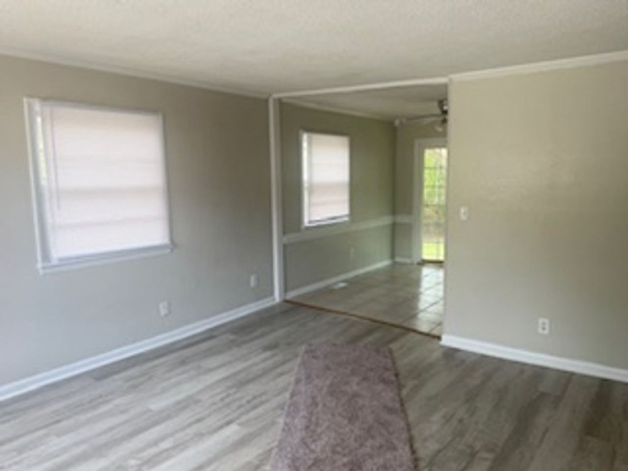 124 Wilson Ct - Photo 3 of 20