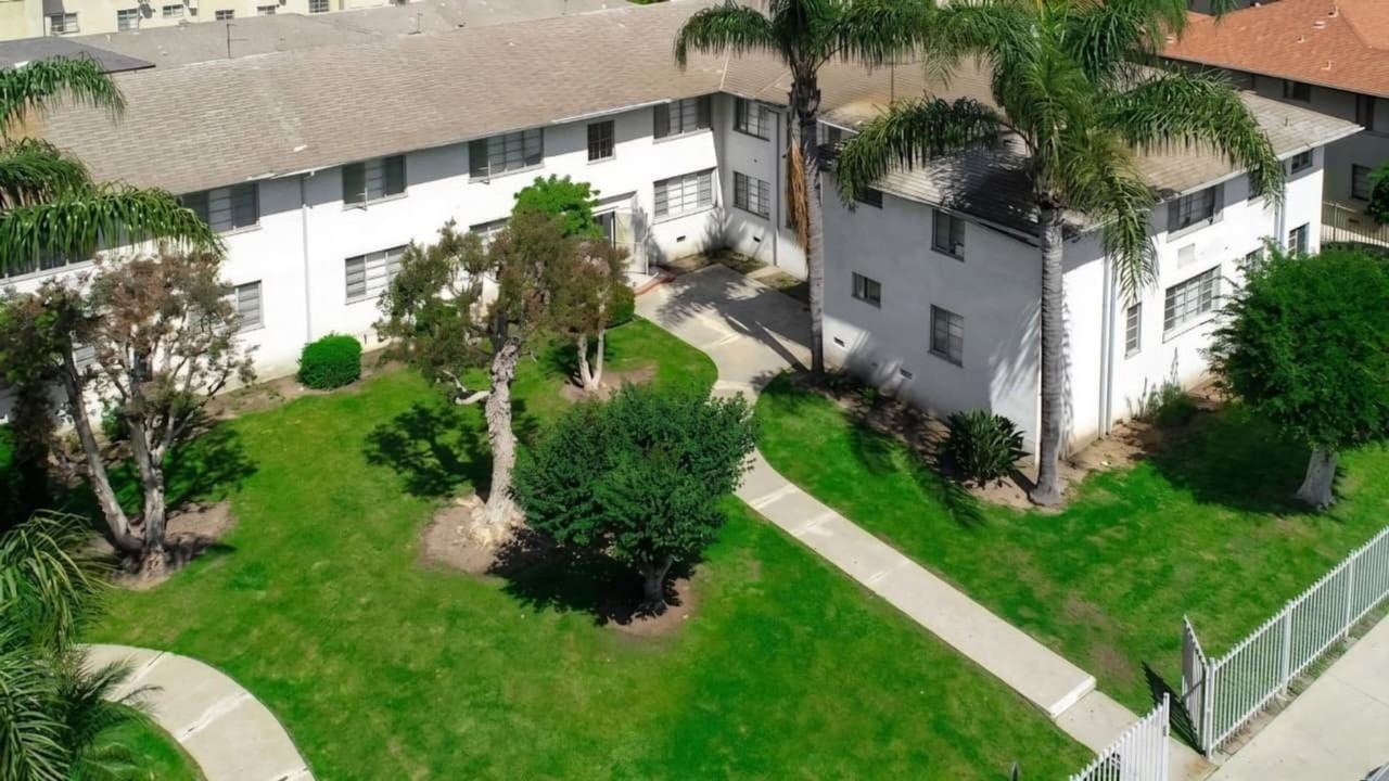 4073 West Blvd #B - Photo 2 of 17