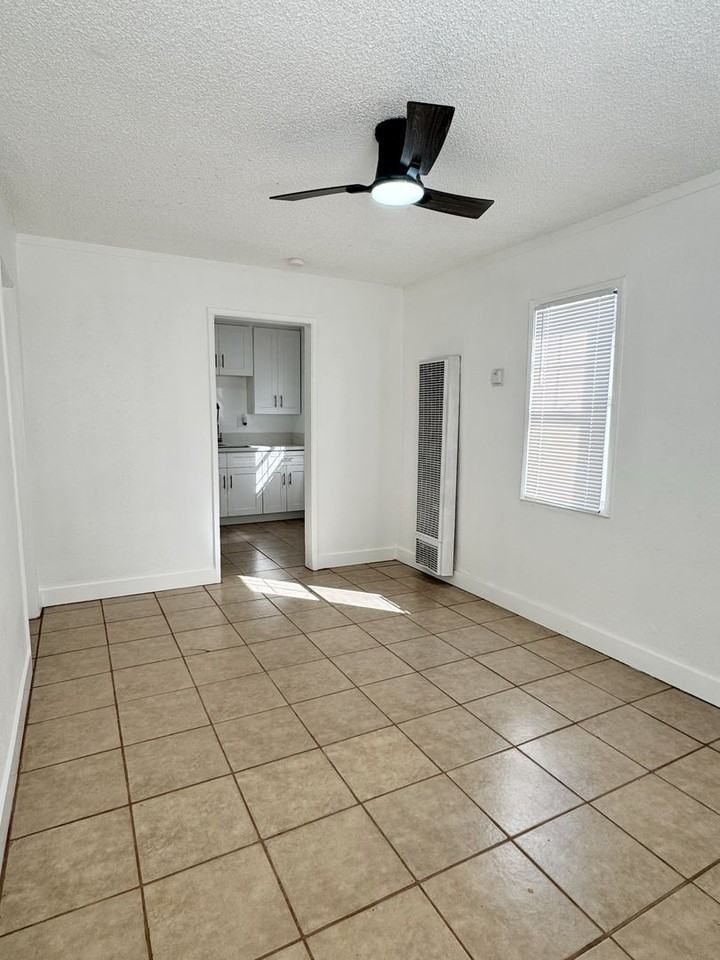 1736 Obispo Ave - Photo 3 of 9