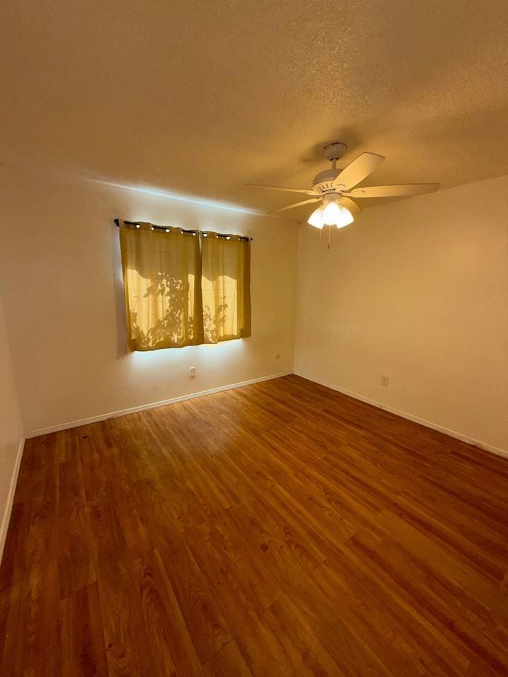 054- 310 DECATUR ST - Photo 4 of 7