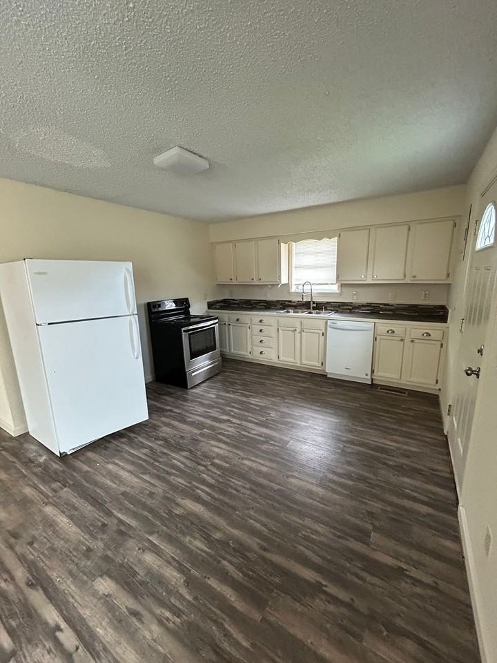 1551 Sr 247 #247 - Photo 5 of 17