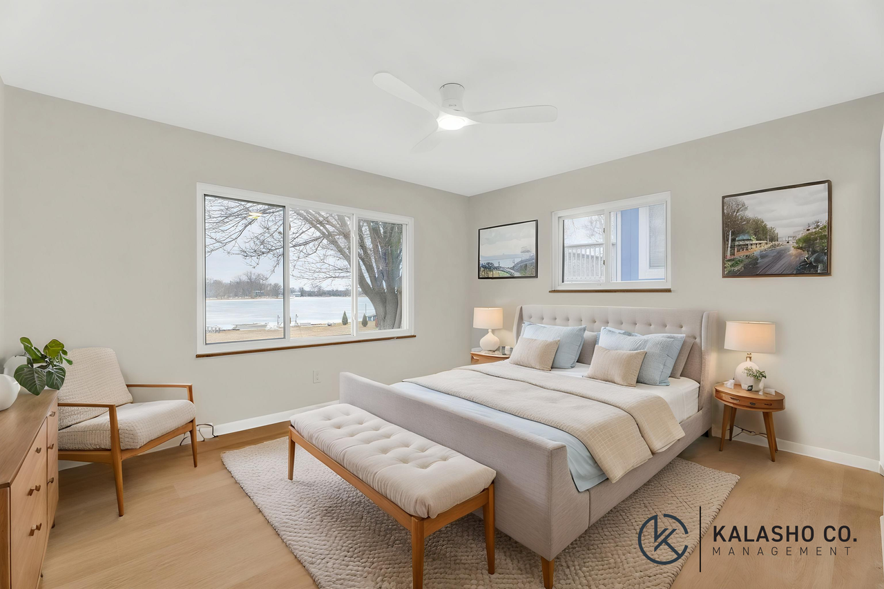 915 James K Blvd - Photo 6 of 41