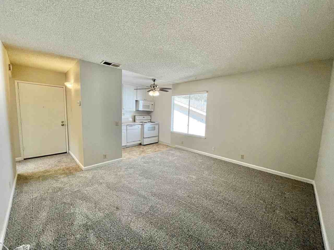 2709 D Street - Photo 3 of 17