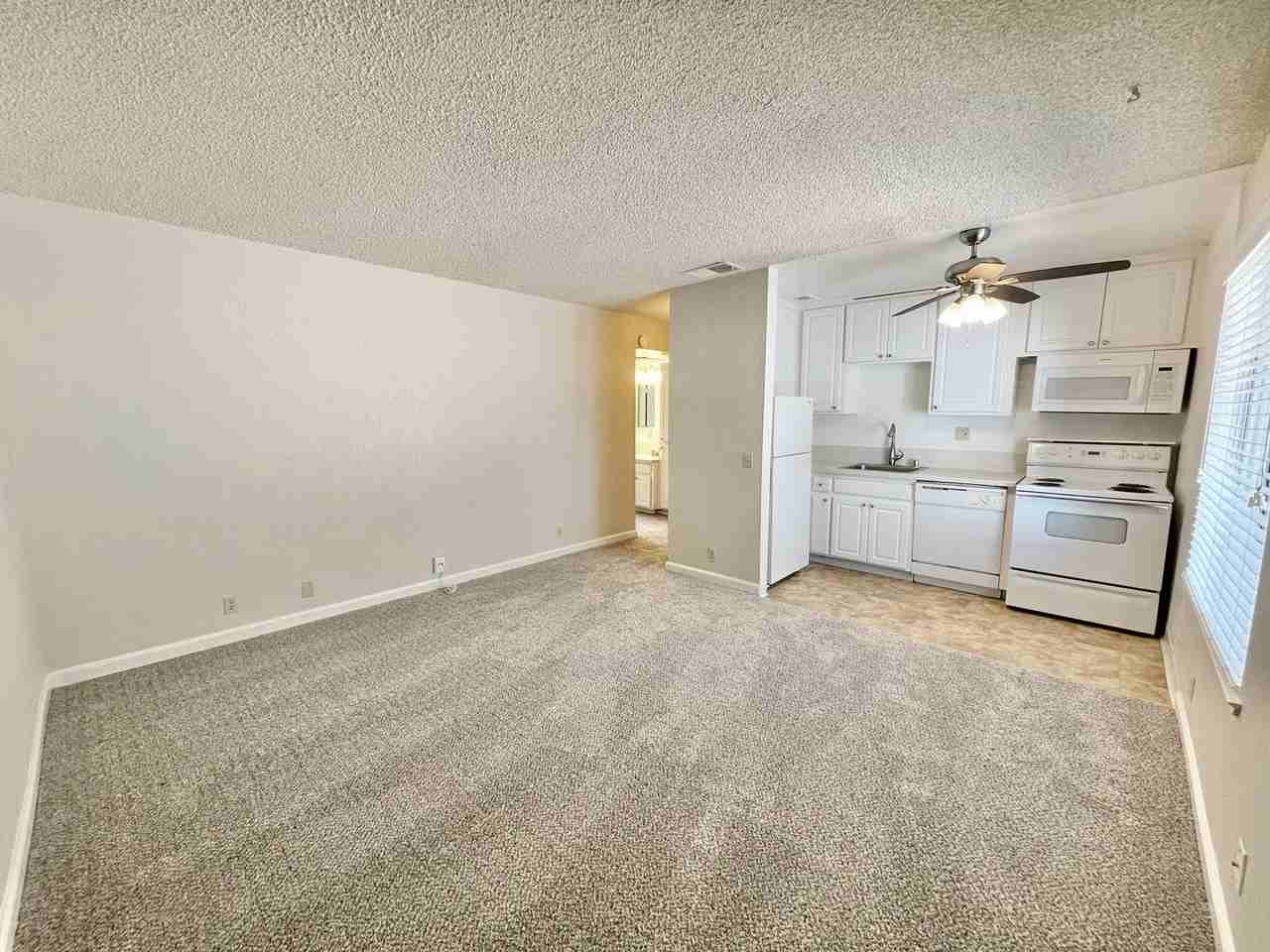 2709 D Street - Photo 4 of 17