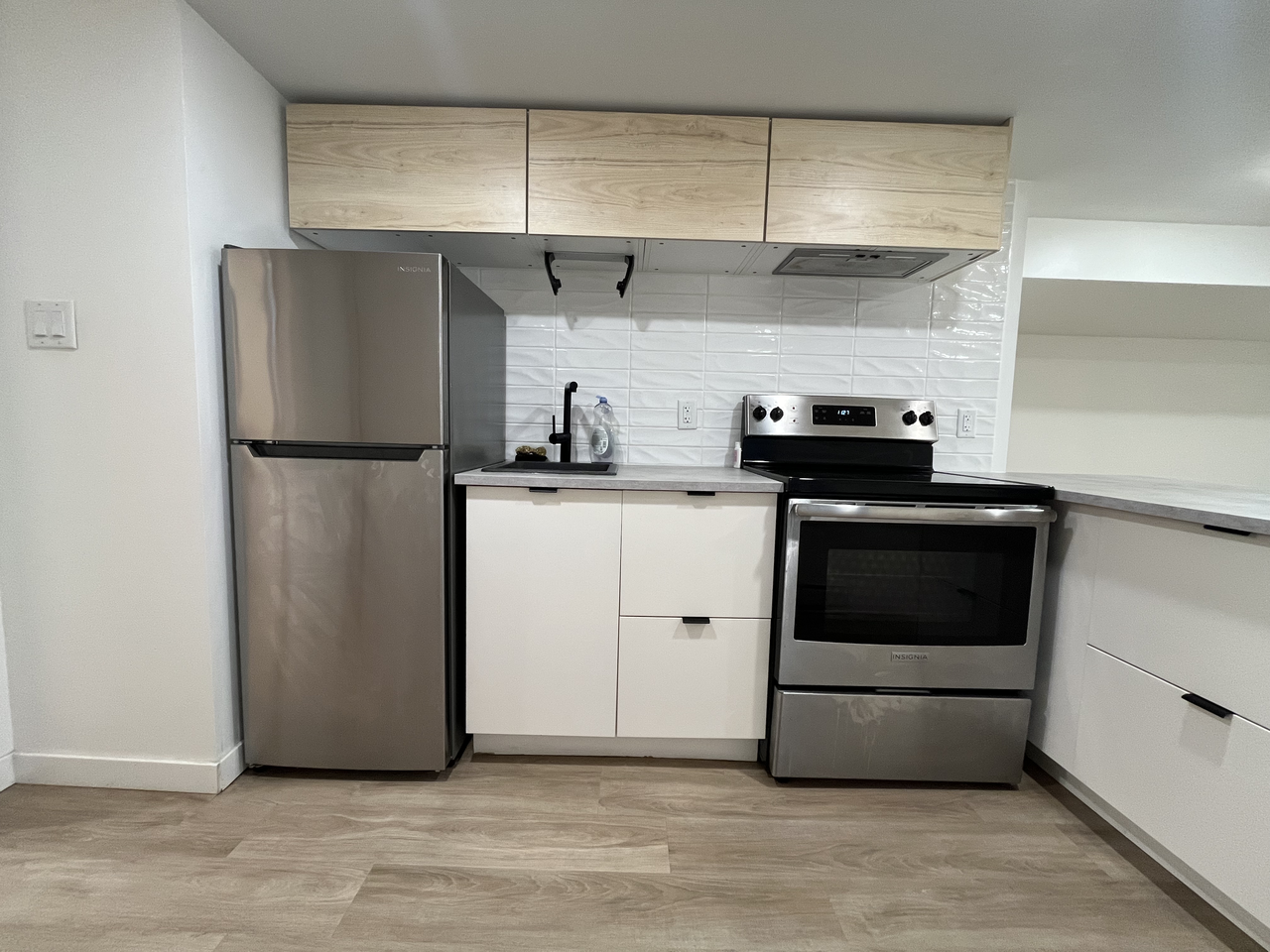 2136 Franklin Street - Photo 4 of 10