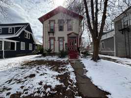 featured image of 165 Park Ave