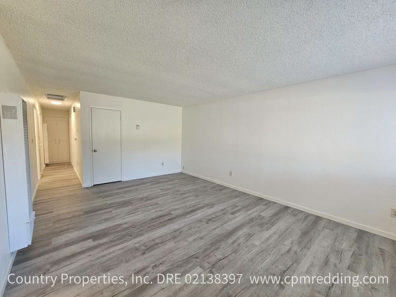 2582 Rainbow Ln - Photo 3 of 16