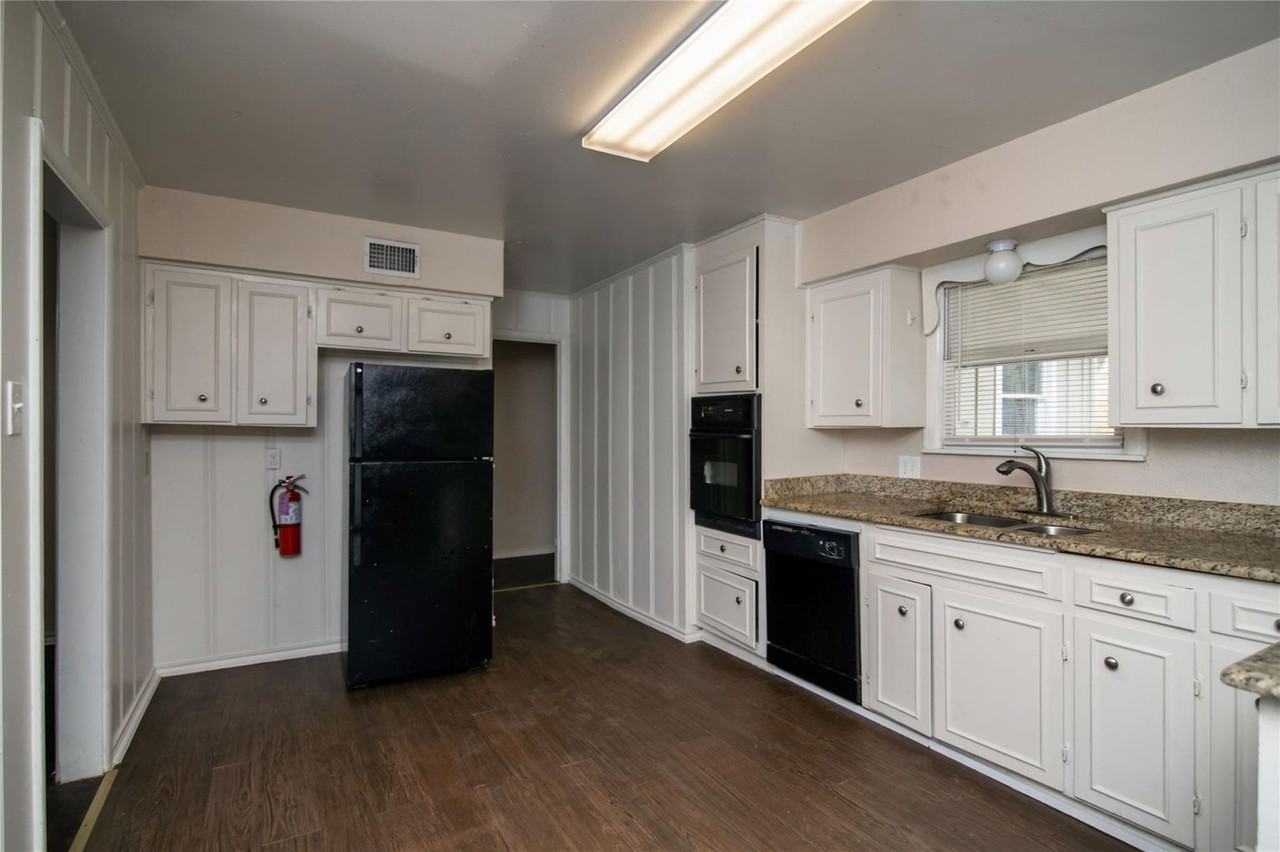 1604 Weiler Blvd - Photo 6 of 17