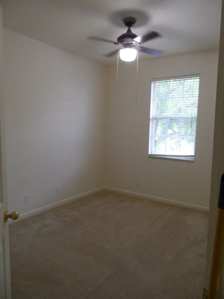 815 Victoria Hills Dr S - Photo 3 of 27