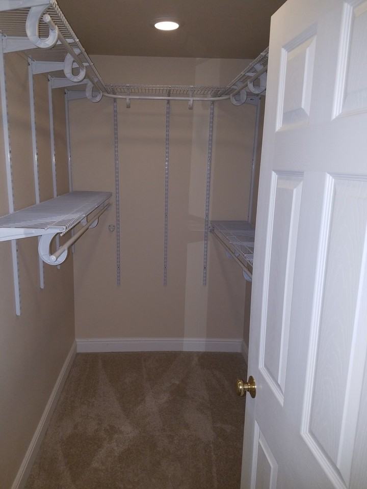 8155 Ravenel Dr - Photo 5 of 12