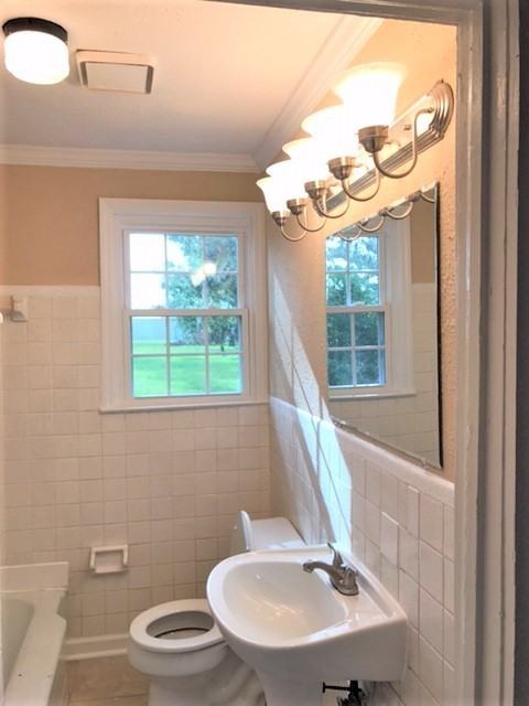 107 Laircey St - Photo 6 of 21