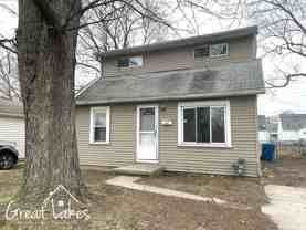 23200 Columbus Ave - Photo 1 of 1