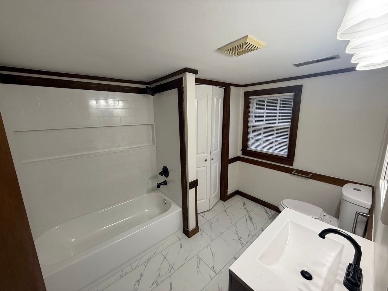 Firestone Property Cedartown - Photo 2 of 9