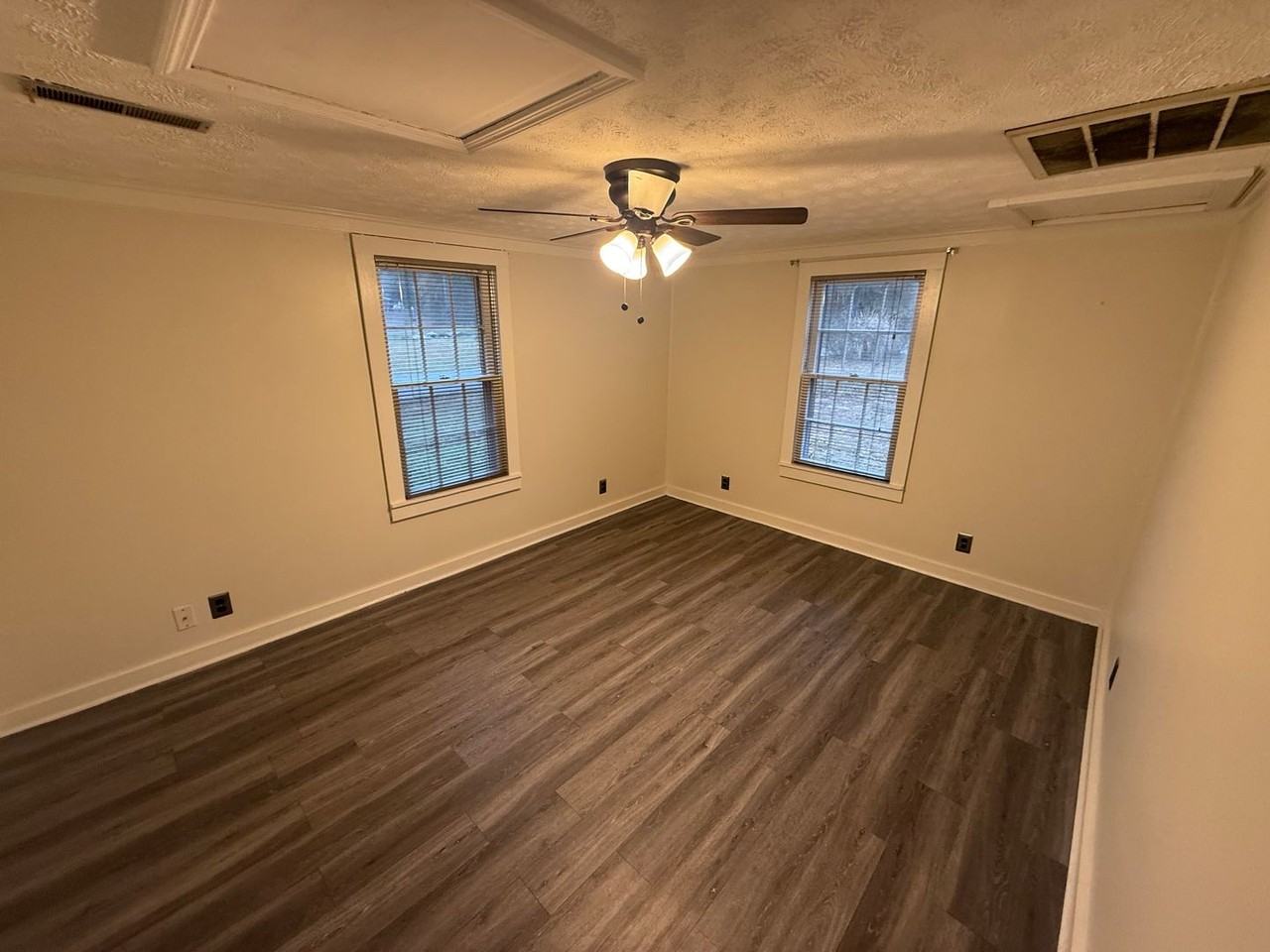 Firestone Property Cedartown - Photo 6 of 9