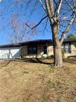 featured image of 2607 Lee St