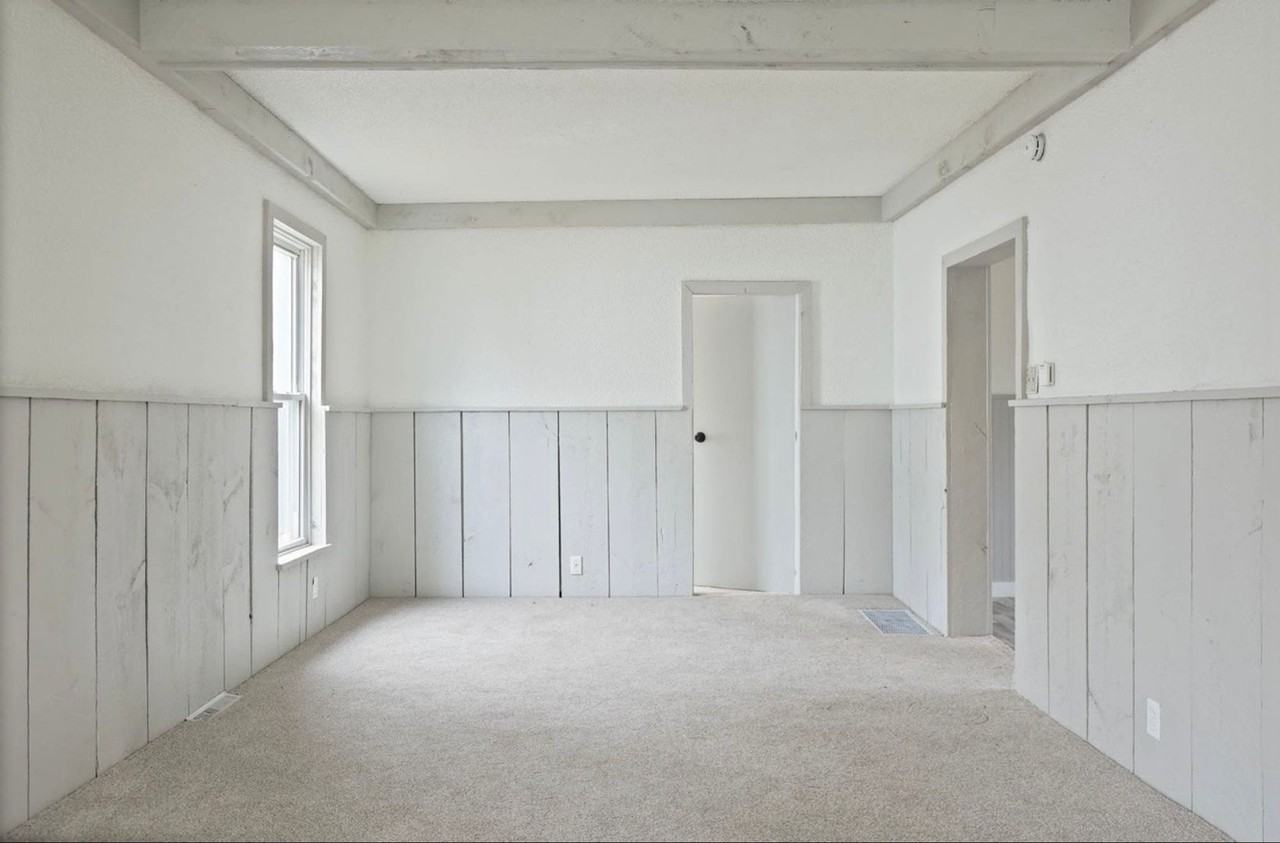 911 Polk St - Photo 5 of 10